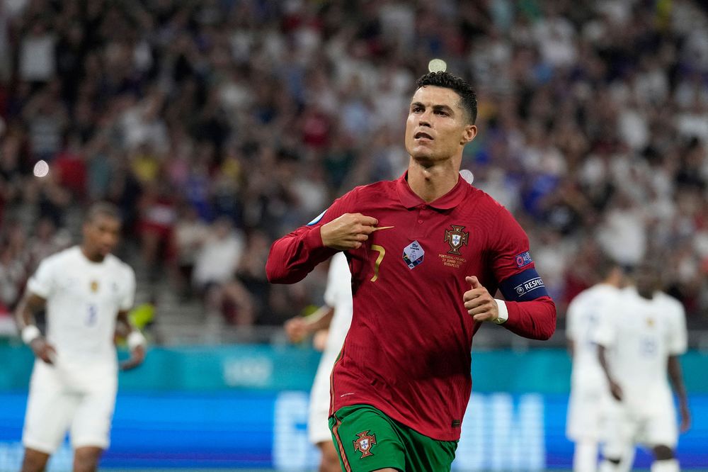 181 jeux sont fiers Ronaldo